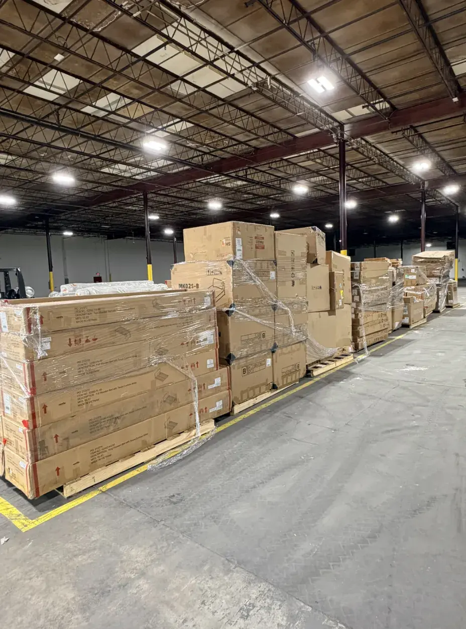 Via Trading Tampa warehouse with wholesale liquidation pallets in Florida